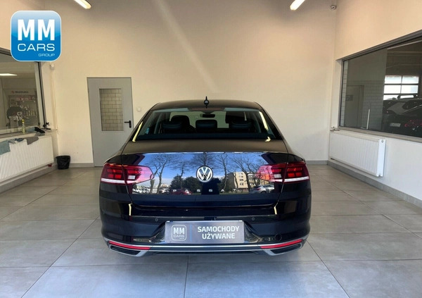 Volkswagen Passat cena 116850 przebieg: 66042, rok produkcji 2019 z Zabrze małe 497